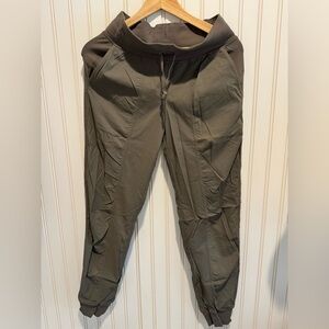 Lululemon joggers